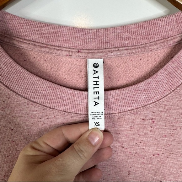 Athleta Balance Pullover in Victorian Berry Size Xsmall - Picture 4 of 7